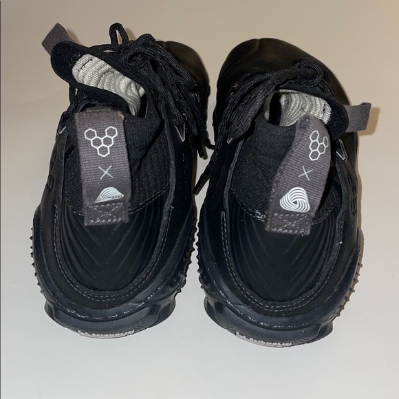 Vivo Barefoot Black Athletic Shoes for Men size 45 excellent used condition - Picture 4 of 7
